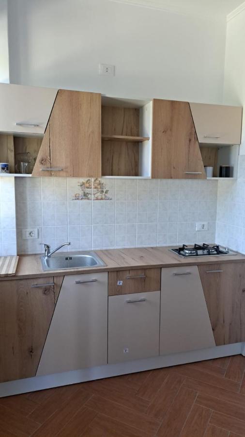 Casa Francesca Apartment Comanesti  Ngoại thất bức ảnh