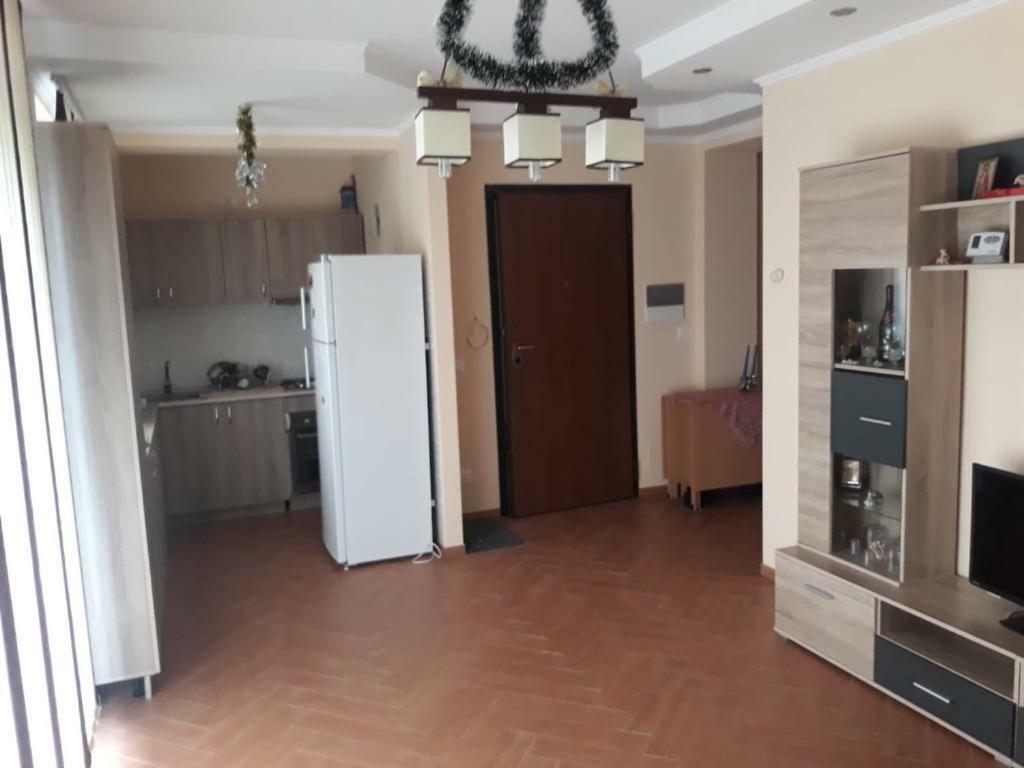 Casa Francesca Apartment Comanesti  Ngoại thất bức ảnh